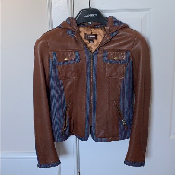 danier brown leather jacket - Picture 1 of 3